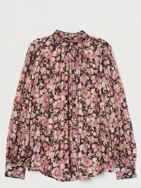 H&M Long Sleeve Floral Blouse in Black Roses Size Medium